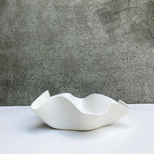  Gloss White Ceramic Wavy Dish
