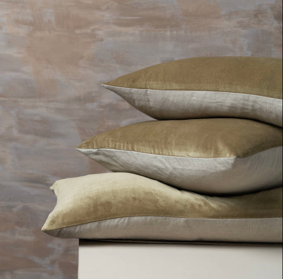 Linen/Velvet Square Pillow